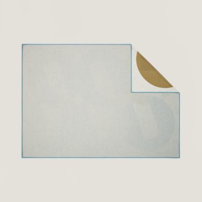 Home textiles: blankets, pillows and cashmere | Hermès USA